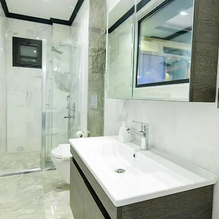 Villa Pelit *